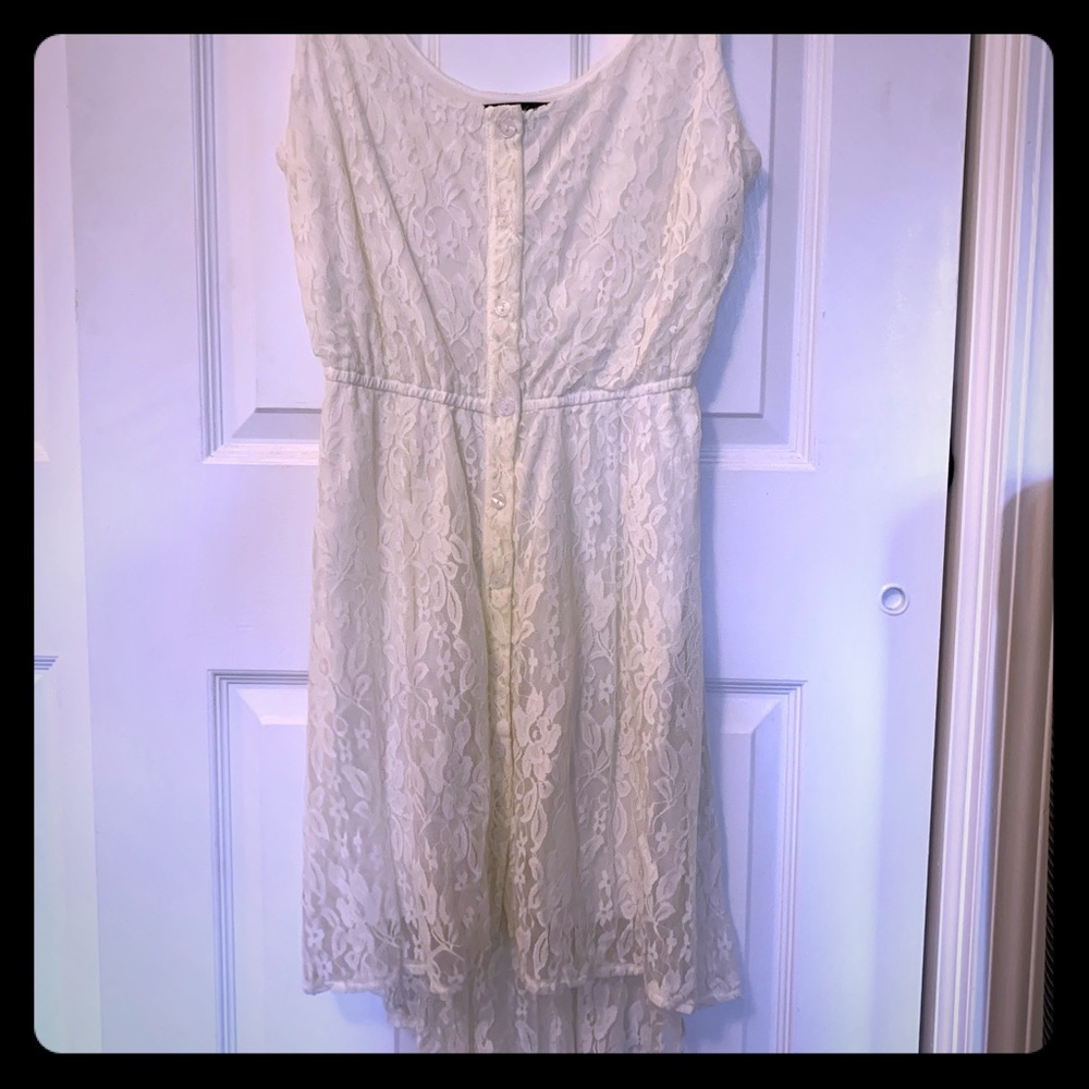 Women’s Hi-Lo lace dress